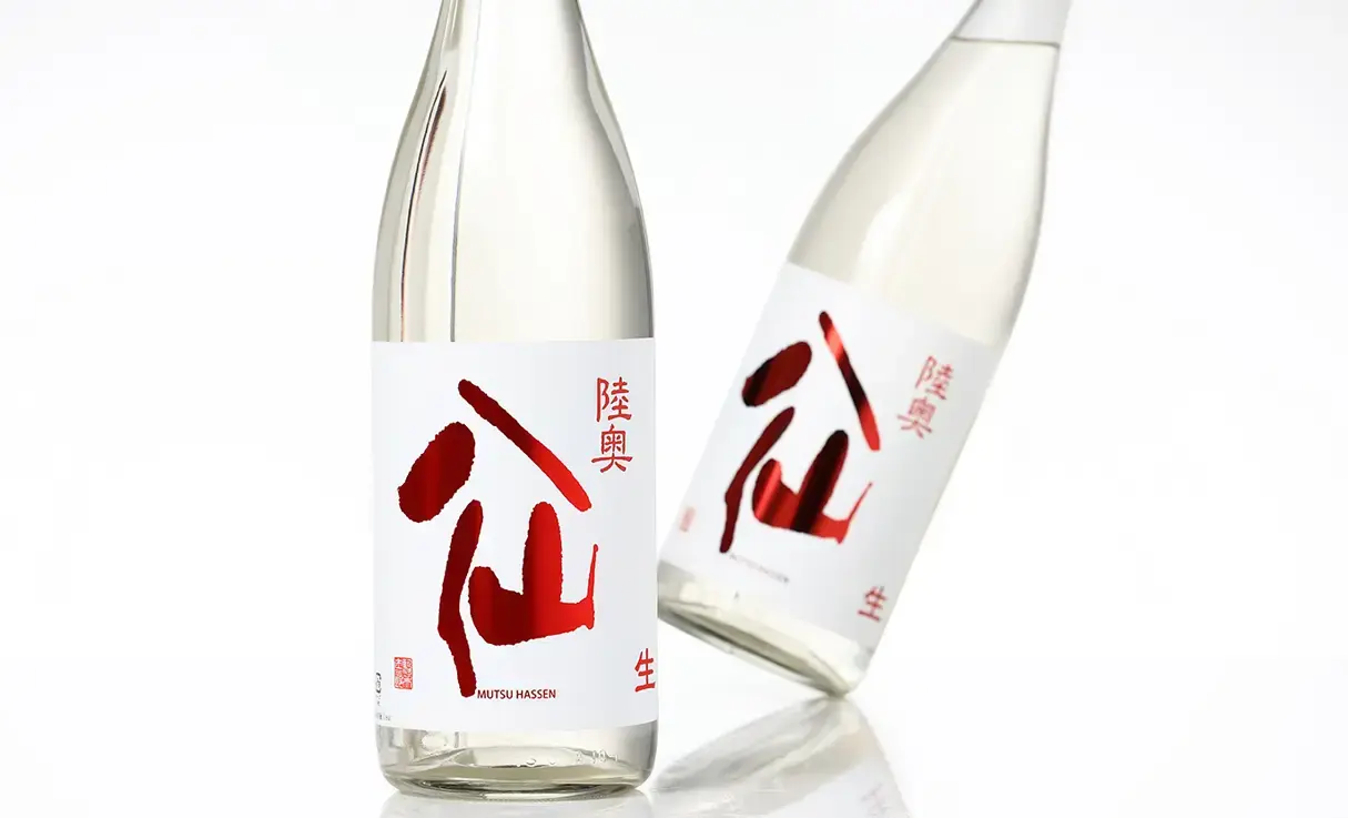 陸奥八仙 赤ラベル 特別純米 生原酒 1.8L | 陸奥八仙(八戸酒造 陸奥八仙 赤ラベル 特別純米 生原酒 1.8L | 陸奥八仙(八戸酒造