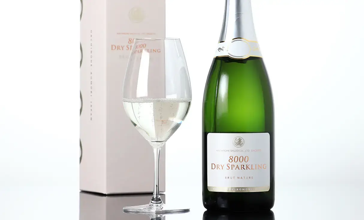 8000 DRY SPARKLING 750ml
