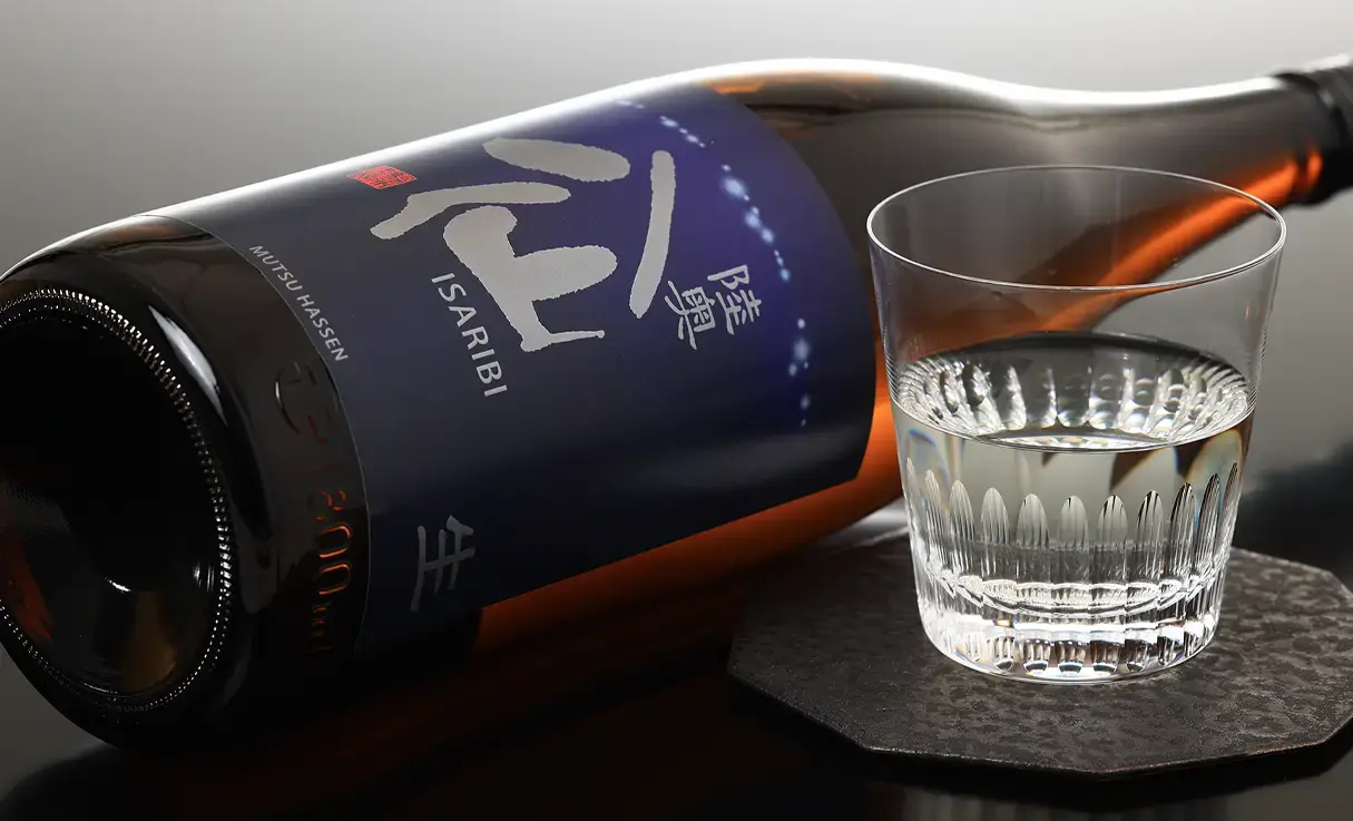 陸奥八仙 ISARIBI 特別純米 生原酒 1.8L