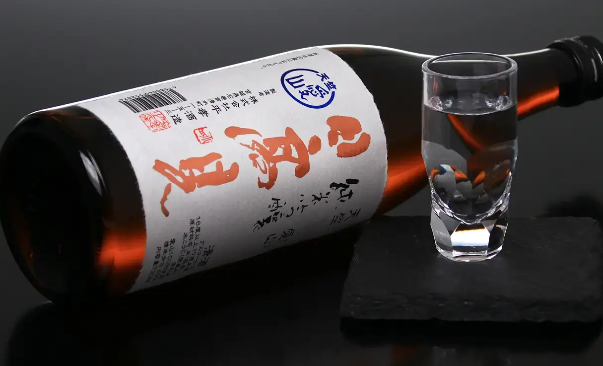 ⸫ ŷ ƶ  720ml