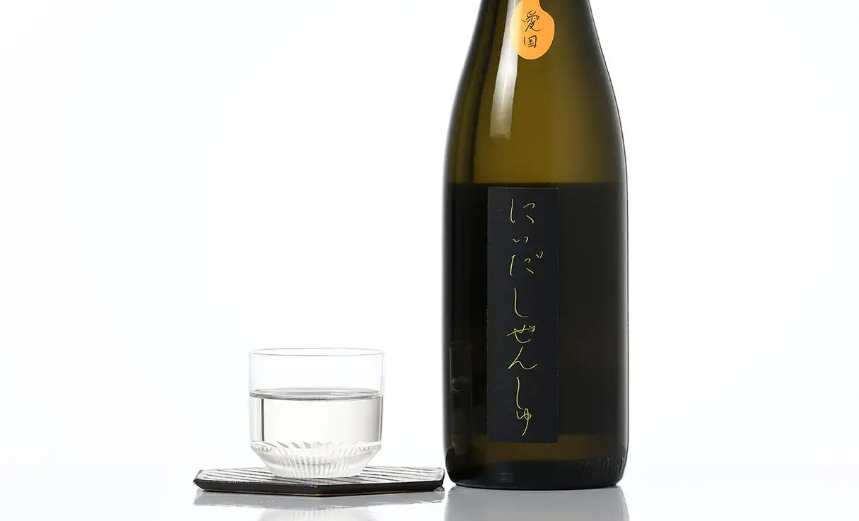にいだしぜんしゅ OK 木桶蔵付 愛国 720ml