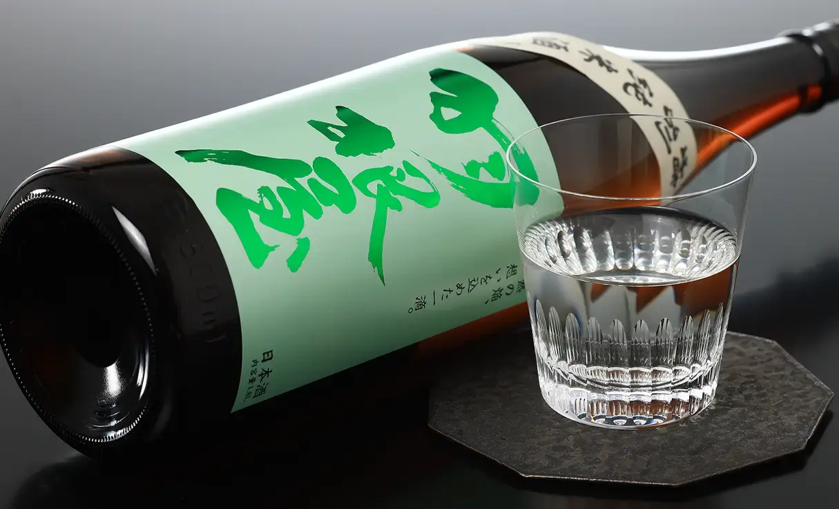 羽根屋 特別純米酒 瓶燗火入 1.8L | 羽根屋(富美菊酒造) | 酒専門店鍵や