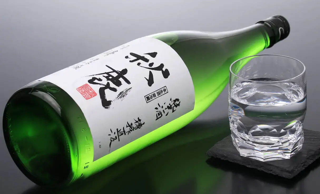 秋鹿 純米 槽搾直汲 山田錦 1.8L