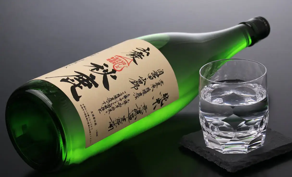 秋鹿 山廃純米 自営田山田錦 生原酒 1.8L