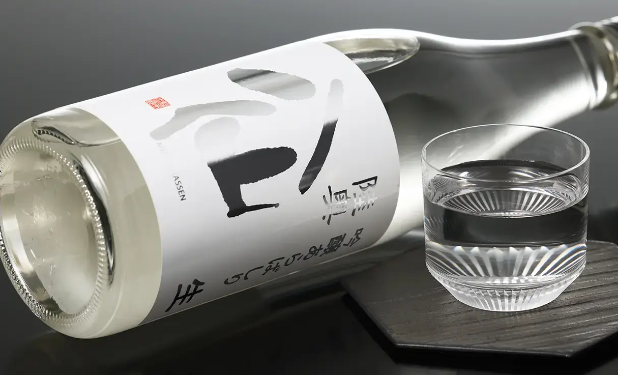 陸奥八仙 吟醸 あらばしりシルバー 無濾過生原酒 720ml