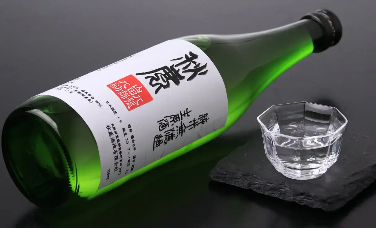 秋鹿 純米 山八八 生原酒 720ml