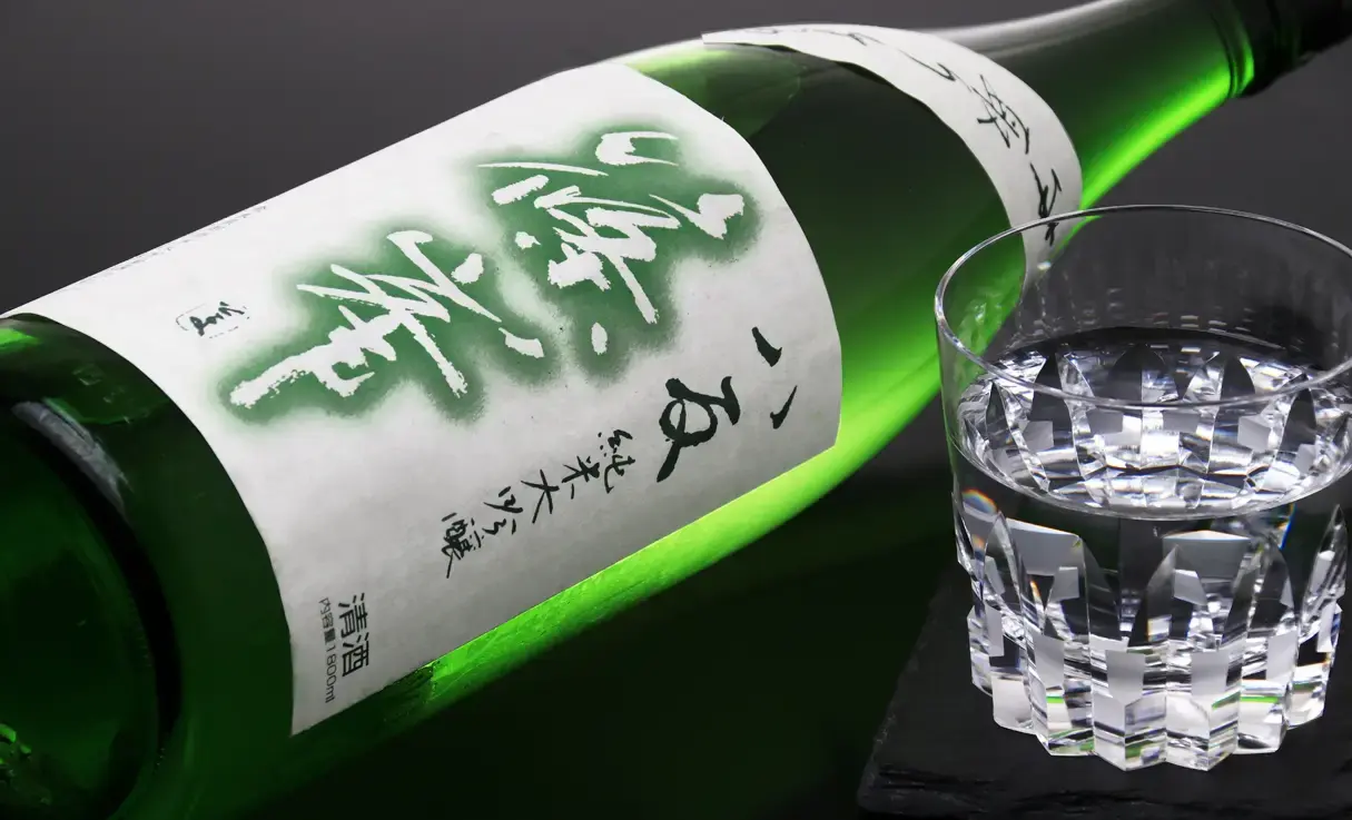篠峯 八反 純米大吟醸 中取り 生酒 1.8L