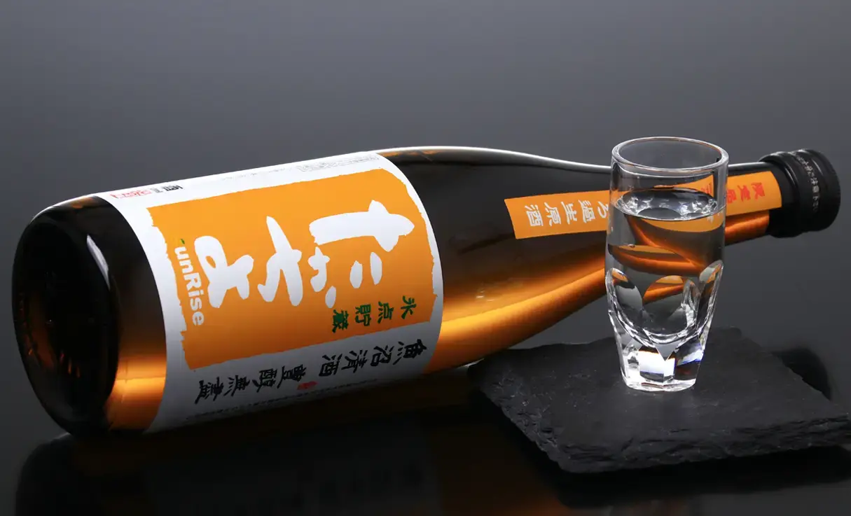 定価以下//白酒(東陽光虫草酒) 500ml 53度 白鶴 蔵酒 500ml – 白鶴オンラインショップ【公式】｜日本酒や