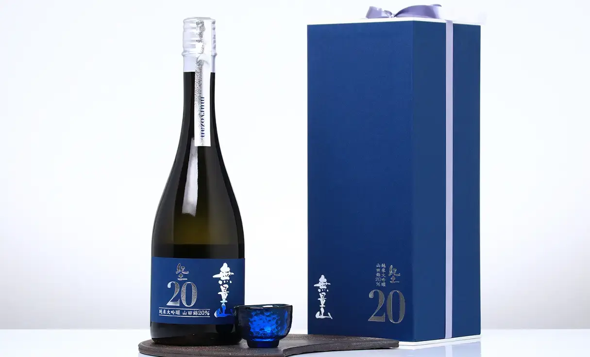 人気沸騰ブラドン 20% 純米大吟醸 無量山 紀土 720ml 酒専門 | 紀土（平和酒造） | 日本酒