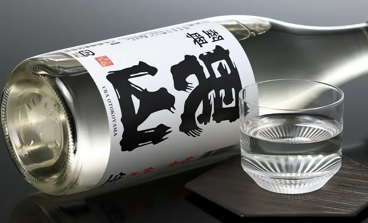 陸奥男山 裏男山 超辛純米 生原酒 720ml