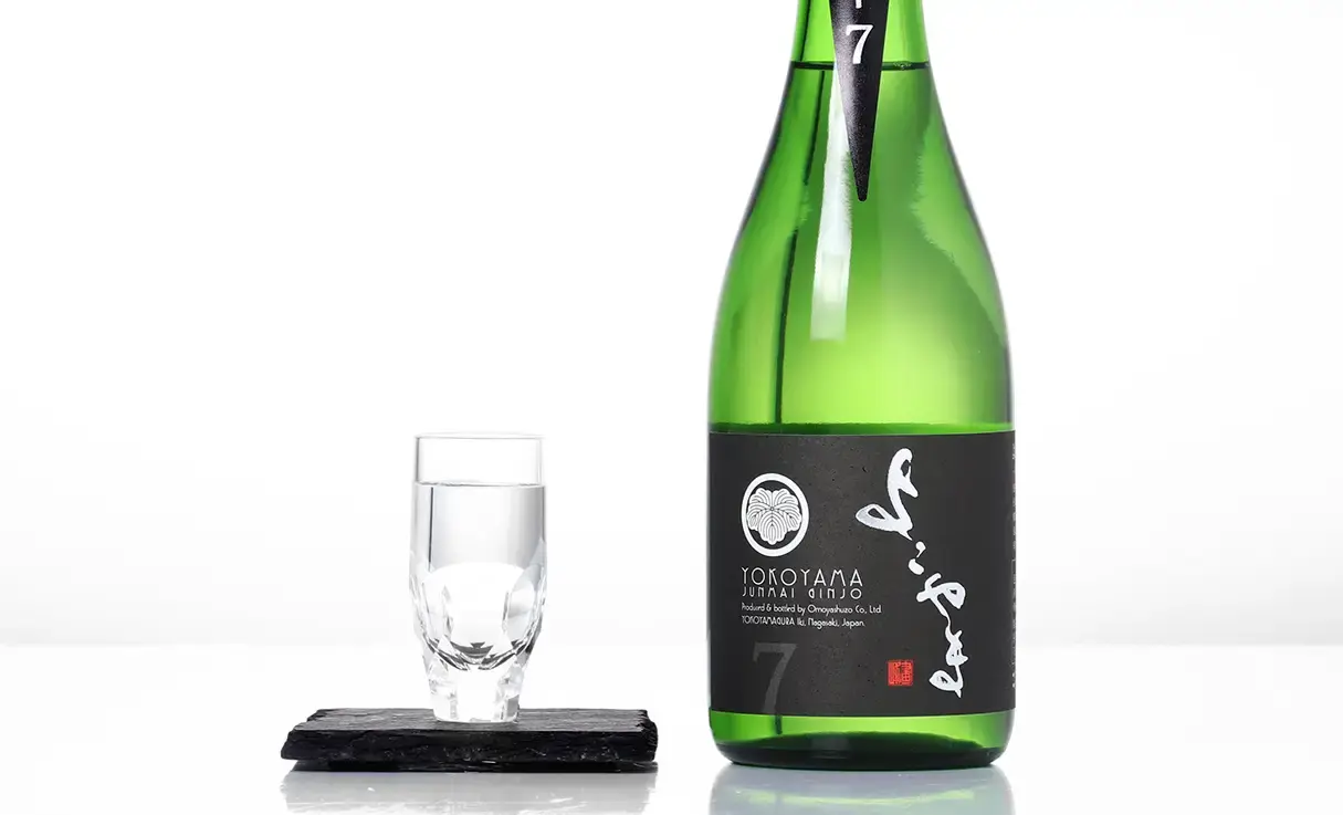 よこやま 純米吟醸 SILVER 超辛7 火入 720ml | よこやま（重家