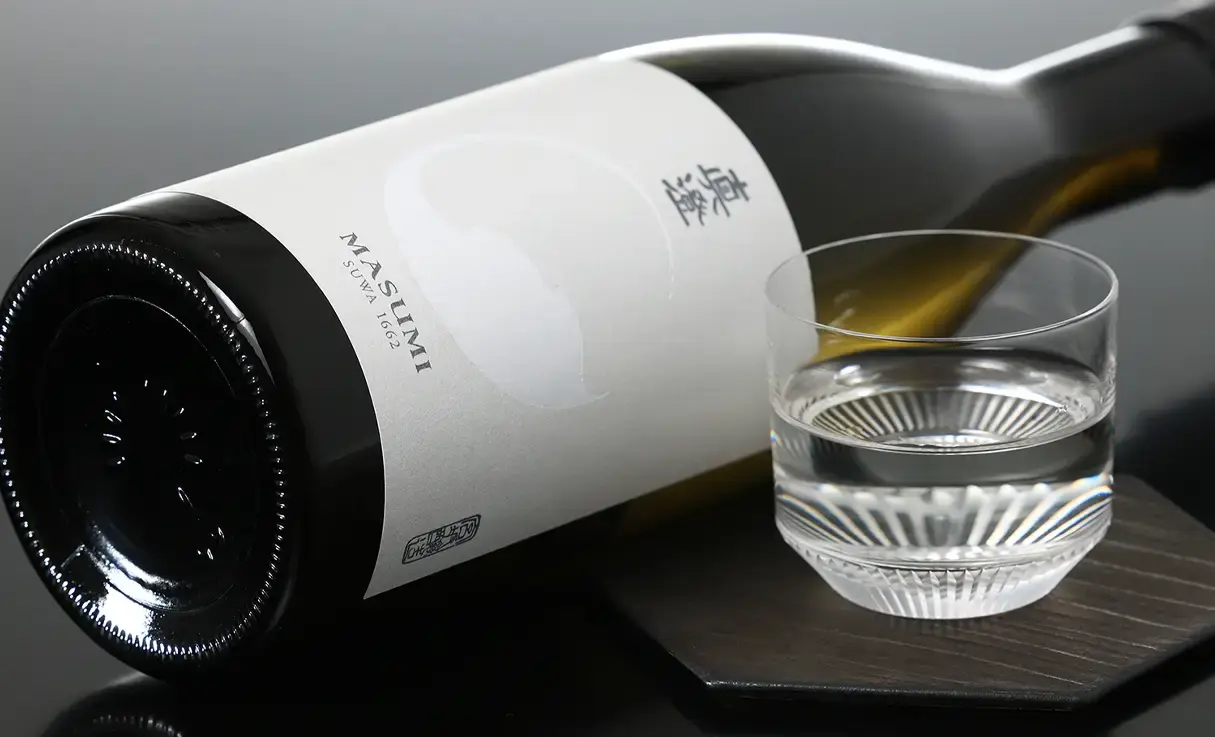 真澄 純米吟醸 白妙 SHIRO 720ml | 真澄（宮坂醸造） | 酒専門店鍵や