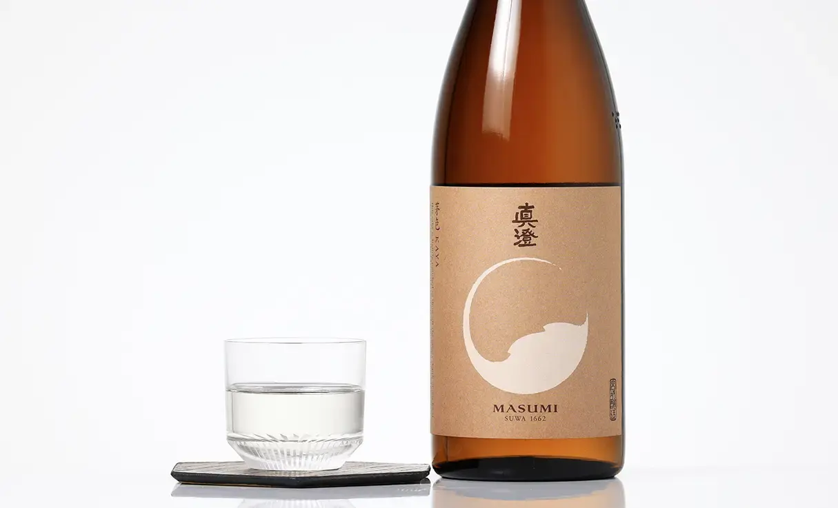 真澄 純米吟醸 漆黒 KURO 1.8L | 真澄（宮坂醸造） | 酒専門店鍵や