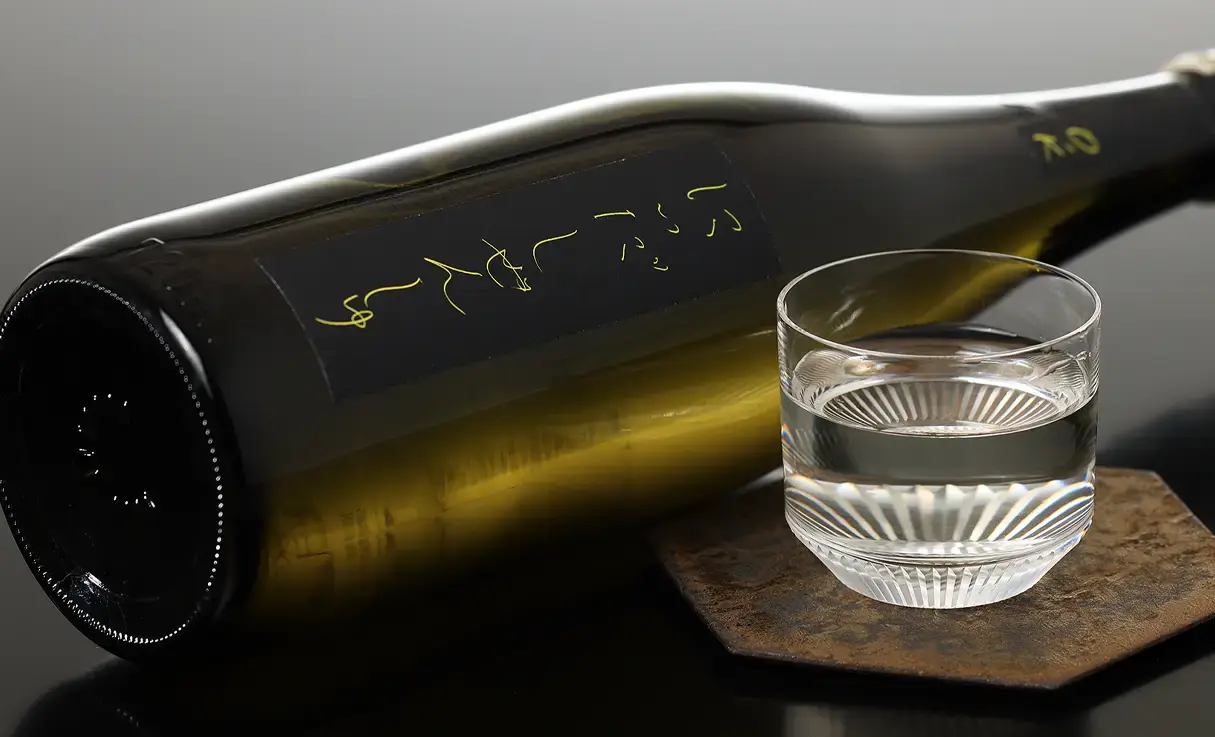 にいだしぜんしゅ OK 木桶蔵付 亀の尾 720ml