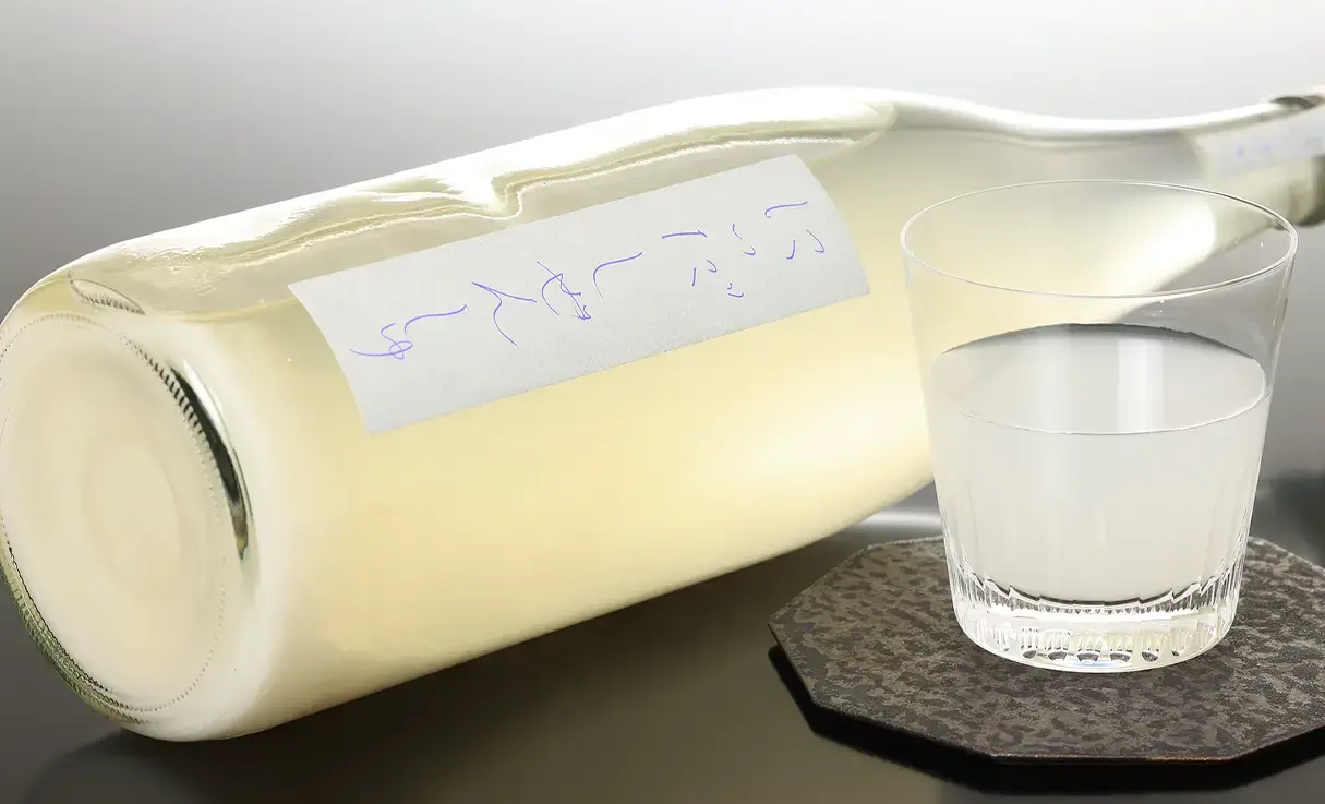 にいだしぜんしゅ はつゆき 生 1.8L