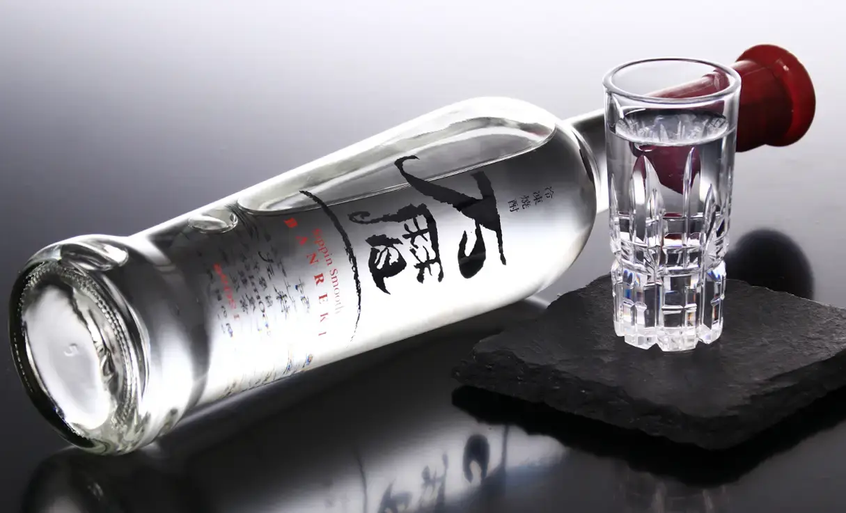 万暦 初留取り 360ml | 西酒造 | 酒専門店鍵や