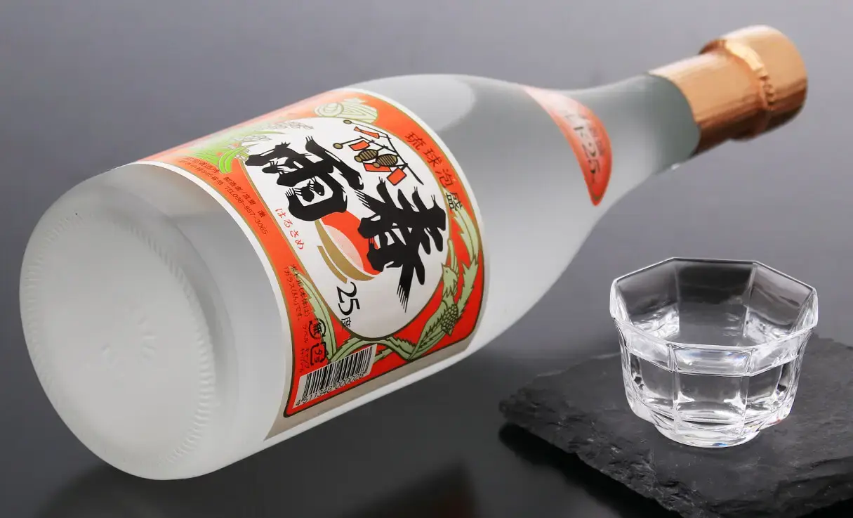 春雨 マイルド 25度 720ml | 宮里酒造所 | 酒専門店鍵や
