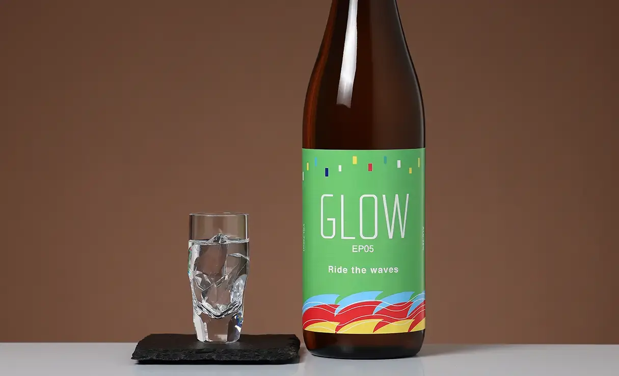 GLOW EP05 25�� 720ml