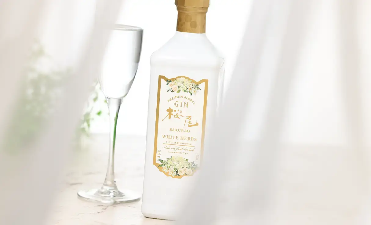 桜尾 PREMIUM FLORAL GIN WHITE HARBS 700ml | スピリッツ・GIN