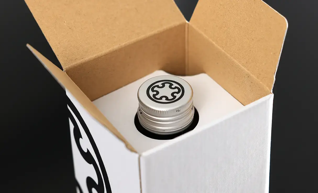 上川大雪 共通化粧箱 720ml 1本用 | 化粧箱/紙袋 | 酒専門店鍵や