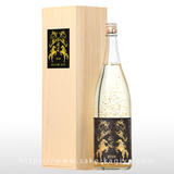 伯楽星 純米大吟醸 干支ボトル 金箔酒 1.8L | 伯楽星・愛宕の松（新澤