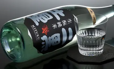 三連星 生もと 純米生原酒 二黒土星